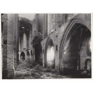 GUBIN (pow. krośnieński). Ruiny kościoła farnego (wnętrze) – dokumentacja zniszczeń wojennych