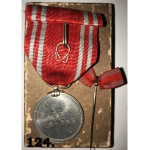 . Medal członka specjalnego Japońskiego Czerwonego Krzyża z okresu II wojny światowej