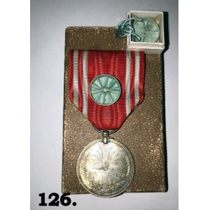 Japoński Medal Czerwonego Krzyża z okresu 1940 -1945 r.