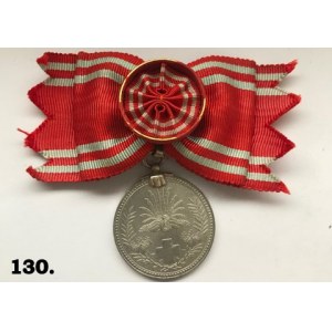Medal członka specjalnego Japońskiego Czerwonego Krzyża wersja dla kobiet