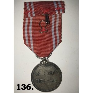 Srebrny Medal Japońskiego Czerwonego Krzyża (Navy )