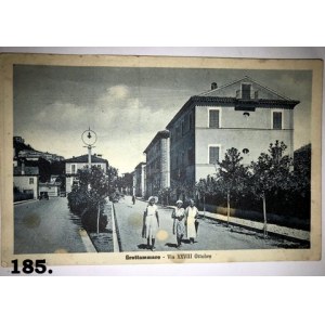 Pocztówka z widokiem ulicy w miejscowości Grottammare