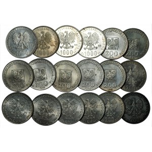 Zestaw 18 srebrnych monet - 1000 złotych 1982 Jan Paweł II + 200 złotych (1974-1976)