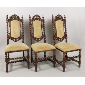 3 krzesła w manierze barokowej