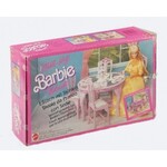 Living Pretty Barbie; Dining Table & Chairs, 1987