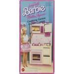 Living Pretty Barbie; Cooking Centre, 1987