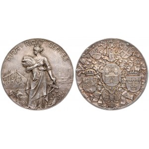Latvia Medal commemorating the 700th anniversary of Riga (1201-1901). Presenting the fate of the city on the reverse...