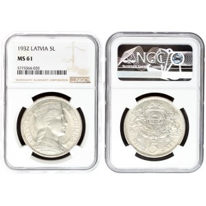 Latvia 5 Lati 1932. Averse: Crowned head right. Reverse: Arms with supporters above value. Edge Description: DIEVS **...