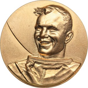 Russia - USSR table medal Yuri Gagarin - The world's first Cosmonaut. Star City 1969