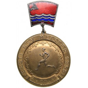 Russia - USSR badge Master of the Estonian SSR 1958