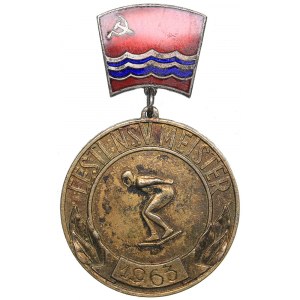 Russia - USSR badge Master of the Estonian SSR 1963