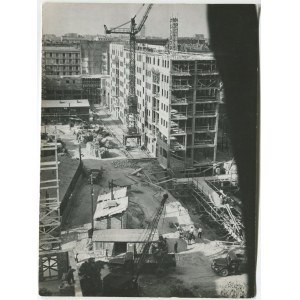 fotografia Warszawa - 3 zdjęcia z odbudowy Warszawy, lata 50.