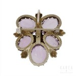 A brooch/pendant modelled as a flower-head