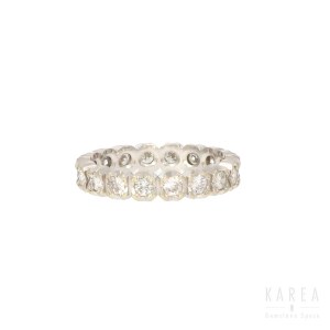 An eternity ring