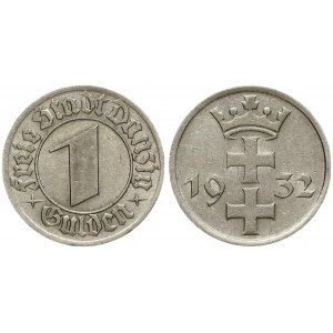 Germany Danzig 1 Gulden 1932. Averse: Large numeric denomination within circle. Reverse: Arms divide date. Nickel...