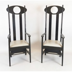 Para krzeseł w stylu mebli Charlesa Rennie Mackintosha - powtórzenie