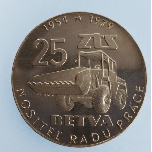 ČSSR / AR medaile 1954 - 1979 - 25 let, STS - VÝROBCA STAVEBNÝCH STROJOV, 31.35 g, dr. rys., Ag 900 punc...