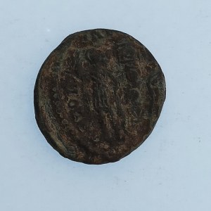 Řím - císařství / Constantius II. [324 - 361] / AE 14 dva vojáci,