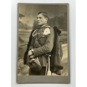 [Łęczyca] Fotografia portretowa mężczyzny w mundurze Wojska Polskiego z dedykacją [1921 roku]