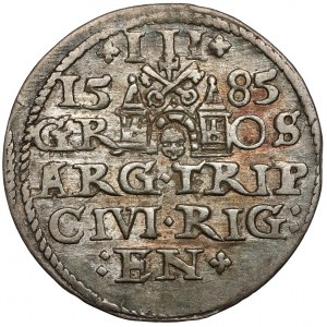 Stefan Batory, Troika Riga 1585 - low crown