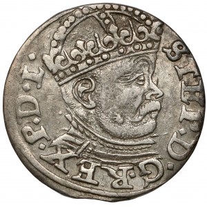 Stefan Batory, Trojak Riga 1586 - velká hlava, lilie