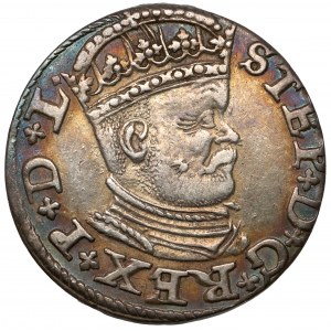 Stefan Batory, Trojak Ryga 1586 - mała głowa - krzyżyki