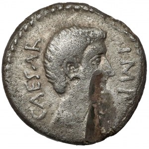 Roman Republic, Octavian (40-39 BC) AR Denarius - military mint in Gaul