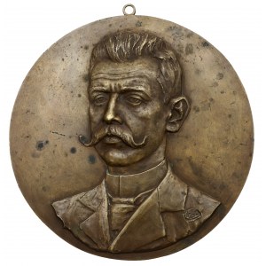 Medallion (260mm) by Czeslaw Makowski - very nice