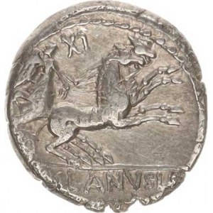JUNIA, D.Silanus L.f. (91.př.Kr.), Denár, hlava Romy / Viktoria na bize Seaby 15