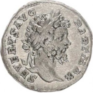 Septimius Severus (193-211), Denár, stoj.císař ve voj.oděvu obětuje u trojnožky a drží kopí