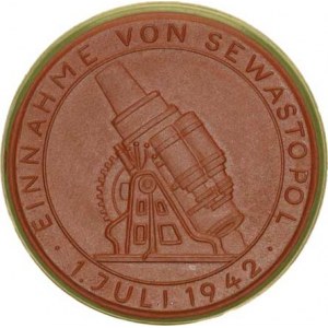 Německo - 3 říše, Porcelánové medaile, Dobytí Sevastopolu 1.7. 1942, Moždíř Karl ráže 600 mm, opis