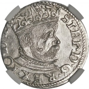 Stefan Batory, Trojak 1585, Ryga – duża głowa, lilie – motyw roślinny – rzadki