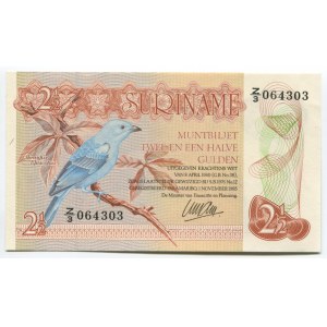Suriname 2- 1/2 Gulden 1985