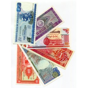 World Lot of 18 Banknotes