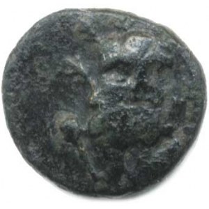 Pisidie Selge (2. stol. př. Kr.), AE 14, A: Vousatá hlava Herakla se lví kůži a kyjem přes rameno /