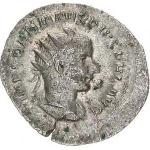 Gordianus III. (238-244), Antoninián, stoj.Sol se zvednutou pravou rukou, v levé drží globu