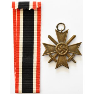 Niemcy, III Rzesza, Krzyż Zasługi Wojennej za rok 1939 z mieczami, klasa II, sygn. 40 - Berg&Nolte