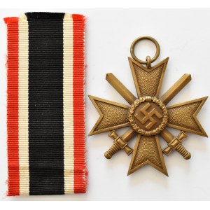 Niemcy, III Rzesza, Krzyż Zasługi Wojennej za rok 1939 z mieczami, klasa II, sygn. 39 - Rudolf Berge