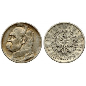 Poland 2 Zlote 1934(w) Averse: Crowned eagle with wings open. Reverse: Head of Jozef Pilsudski left. Edge Description...
