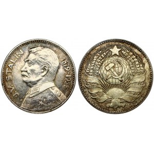 Russia Medal  Joseph Stalin (1953) Averse: Portrait Of Joseph Stalin. Lettering: J.V. STALIN 1879·1953. Reverse...