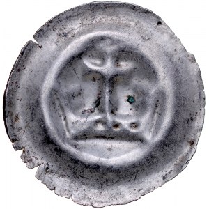 Brakteat guziczkowy, Av.: Korona, nad nią krzyżyk wsparty na koronie.