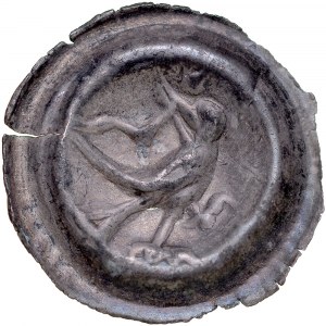 Brakteat guziczkowy II poł. XIII w., Pomorze Gdańskie, Av.: Kroczący ptak z wężem w dziobie
