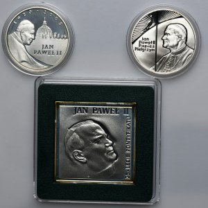 Set, 10 and 20 gold, John Paul II (3 pieces).