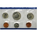 Set, USA, Three sets of proof coins, vintage set 1972 and 1988 and quaters 1998 (17 pcs.)