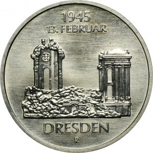 Deutschland, DDR, 5 Mark Berlin 1985 - Zerstörung der Marienkirche in Dresden