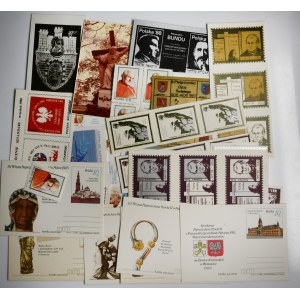 Zestaw, znaczki i pocztówki