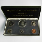 Set, African and Asian coins in vintage sets (9 pcs.)