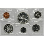 Satz, Kanada, Sätze von unzirkulierten Münzen und Exemplaren (4 Stück).