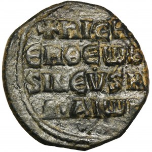 Byzantine Empire, Nicephorus II Phocas, Follis