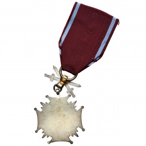 Silver Cross of Merit with Swords